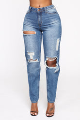 Kia Boyfriend Jeans - Medium Blue Wash Ins Street
